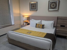 Mastiff Select Riveria Resort