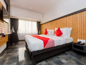 Hotel Gold Crest By Treebo
