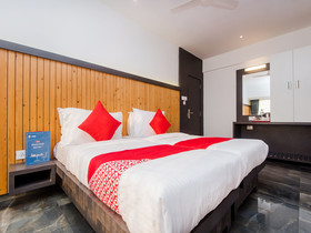 Hotel Gold Crest By Treebo