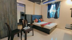 Hotel Mari Aai Residency