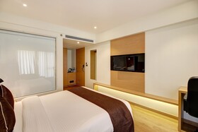 Hotel Mumbai House Ghansoli Navi Mumbai