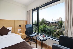 Hotel Mumbai House Ghansoli Navi Mumbai