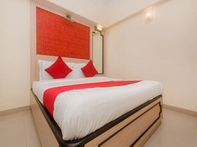 Hotel Solitaire by OYO Rooms