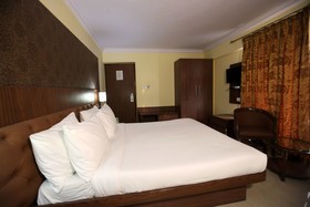 Capital O 48073 K Star Hotel
