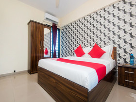 Oyo 16021 Airoli Apartments