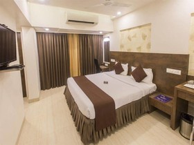 OYO Premium Koparkhairane Navi Mumbai