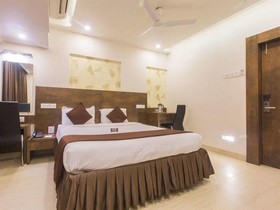 OYO Premium Koparkhairane Navi Mumbai