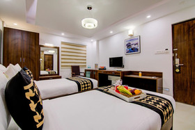 Seasons Hotel by OYO Rooms