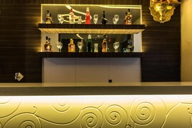 Hotel Crown Inn