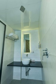 Hotel Crown Inn