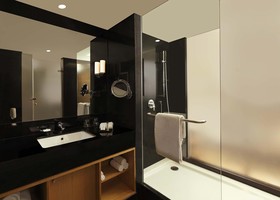DoubleTree by Hilton Hotel Pune - Chinchwad