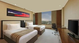 DoubleTree by Hilton Hotel Pune - Chinchwad