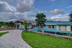 Four Seasons Resort by OYO Rooms