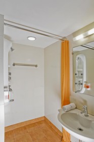 Ginger Pune Wakad