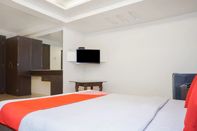 Hotel Coconut Grove by OYO Rooms