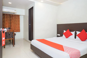 Hotel Coconut Grove by OYO Rooms