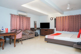 Hotel Coconut Grove by OYO Rooms