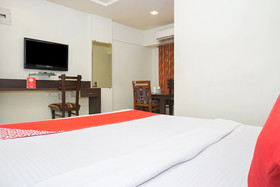 Hotel Coconut Grove by OYO Rooms