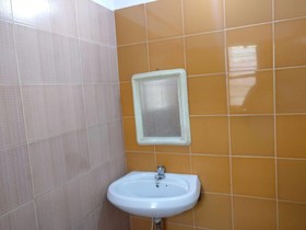 OYO 1065 Hotel HMR Royal Inn