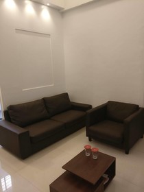 OYO 1065 Hotel HMR Royal Inn