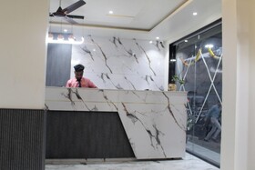 Hotel India Gate