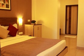 Treebo Trend Madhav International