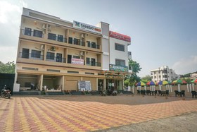 Hotel Meghmalhar by OYO Rooms