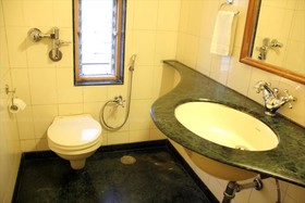 Hotel Sheetal by OYO Rooms