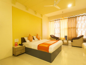 Hotel Silver Court By OYO Rooms