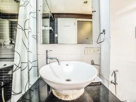 Lakme Executive The Business Hotel by Fabhotels