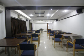 Lakme Executive The Business Hotel by Fabhotels