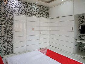 Lrh Service Apartments By OYO Rooms