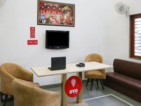 Lrh Service Apartments By OYO Rooms