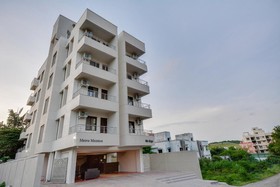 Meera Mansion by OYO Rooms
