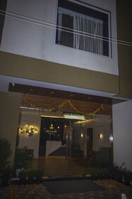 Monarch Guestline Magarpatta