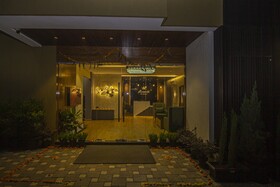 Monarch Guestline Magarpatta