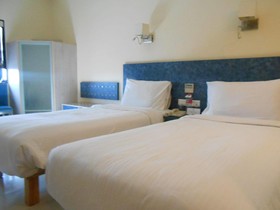 Lemon Tree Hotel, Pune