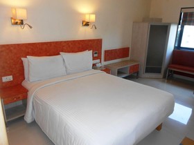 Lemon Tree Hotel, Pune