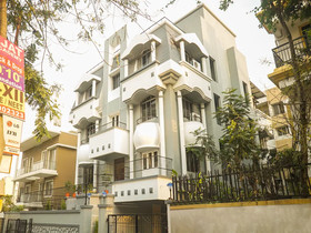 Hotel D Villa by OYO Rooms