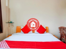 OYO 74535 Hotel Luxury Inn