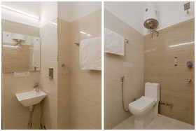 OYO 74535 Hotel Luxury Inn