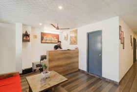 OYO 74535 Hotel Luxury Inn