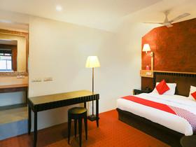 Raj Palace By OYO Rooms