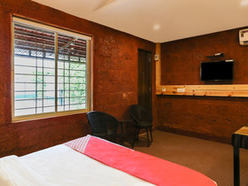 Raj Palace By OYO Rooms
