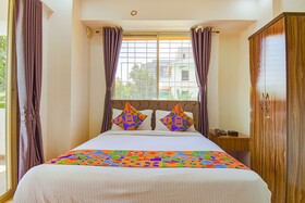 Red Velvet Inn & Suites By Fabhotel