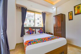 Red Velvet Inn & Suites By Fabhotel