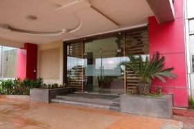 Rester Select Chakan