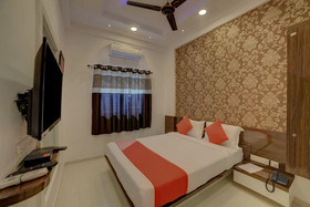 Royal Imperio By OYO Rooms