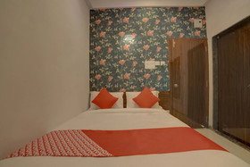 Royal Imperio By OYO Rooms
