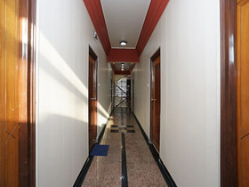 Shree Yash Hotel by OYO Rooms